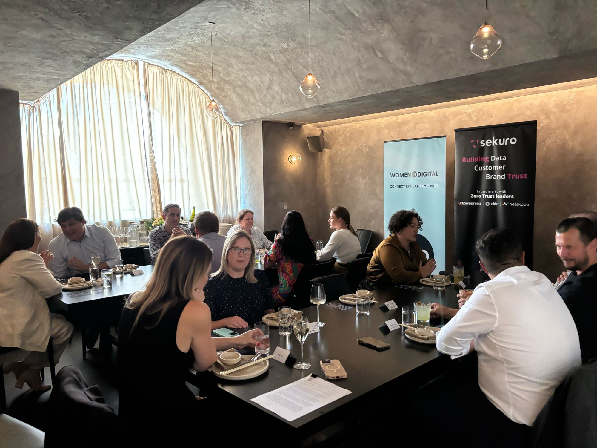 Executive Round Tables (1)